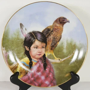 Piatto porcellana 8" NUOVO 1989 ragazza indiana aquila scout bosco decorazione americana - Foto 1 di 4