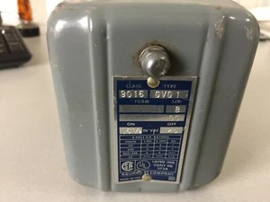 SQUARE D 9016GVG1 VACUUM SWITCH ON 16.5 OFF 25 - Picture 1 of 2