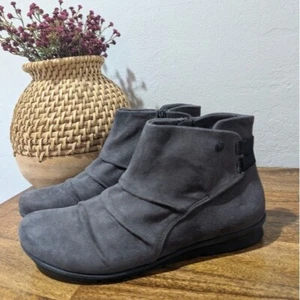 Bussola cal low wedge bootie Gray women's size 8.5 - Picture 1 of 10