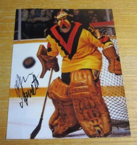 John Garrett Autographed Signed 8X10 Photo NHL Hockey Vancouver Canucks - Picture 1 of 3