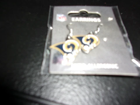 Saint Louis Rams   Dangle Earrings  Brand New Great Stocking Stuffers Cover