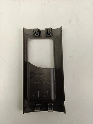 2003 - 2006 年林肯领航员 LH 司机前内门把手杯挡板 72456 — 第 1/4 张图片