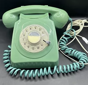 Vintage GPO 746 F GREEN Telephone Retro TESTED A18 - Picture 1 of 4