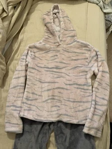 So Soft Hooded Sweatshirt and Pants Youth Size L (10-12), Pink And Gray - Picture 1 of 2