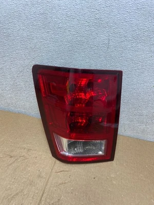 Luz trasera izquierda lado conductor Jeep Grand Cherokee 2005 a 2006 V1092 DW Foto 1 de 4