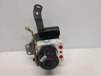 Bomba ABS Mitsubishi Lancer 2009-17 (2,0 L/no turbo) sin control de estabilidad Foto 1 de 4