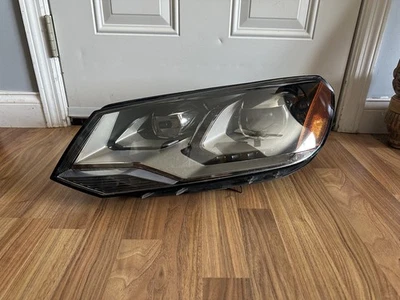 Complete! 2011-2014 Volkswagen Touareg DRIVER LEFT Xenon Headlight OEM AFS - Image 1 of 4