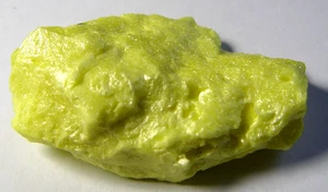 PIEZA NATURAL de AZUFRE - 4,9 x 3,0 x 1,6 cms 21,36 gms #2 - Imagen 1 de 4