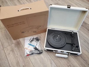 Vinyl Plattenspieler, 3 Geschwindigkeiten Koffer Tragbarer Plattenspieler Cinch Ausgang Aux Neu in OVP - Bild 1 von 11