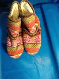 Mukluks Woman's Booties Sz 7/8 Ws-1 - Picture 1 of 6
