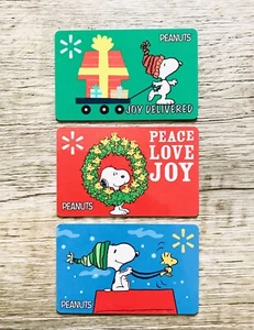Juego de 3 tarjetas de regalo Snoopy Peanuts Walmart 2021 vacaciones navidad nuevo - Imagen 1 de 4