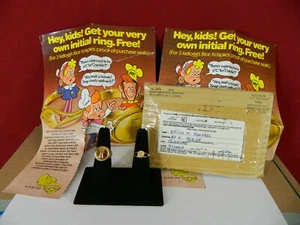 1981 Kellogg's Rice Krispies Childs - Boys - Girls Initial Rings - Picture 1 of 8