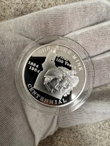 1984 Sunshine Mine Centennial Coin 1 Troy Oz .999 Fine Silver Mining Round Proof - Bild 1 von 2