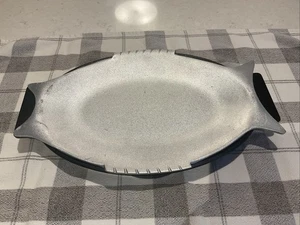 MELCO SIZZLER BISTECCA FAJITA PORTAPIATTI PIATTO CALDO VASSOIO FORMA PESCE - Foto 1 di 5