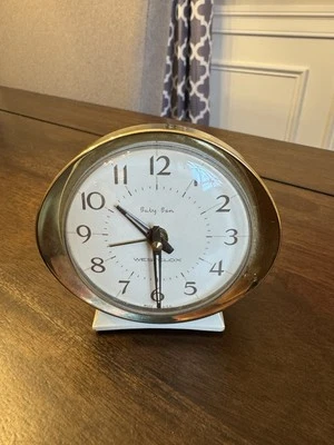 Vintage Westclox Baby Ben Style 8 Wind Up Alarm Clock Gold and White/Cream 53632 - Image 1 of 4