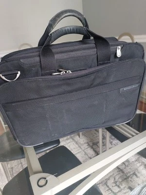 Briggs And Riley Laptop Tablet Briefcase Very Nice Condition!  - Image 1 of 4
