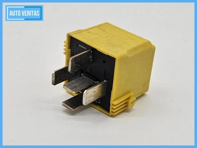 Mercedes Benz Hella Relais Switcher Work relay car A0025421419 4RD007794-00 - Image 1 of 4