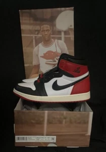 Größe 10,5 - Air Jordan 1 Retro OG High Black Toe Reimagined - Bild 1 von 2