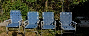 Vintage Aluminum Folding Webbed Lawn Chair Blue White Very Nice 4 Matching - Picture 1 of 10