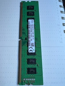 Memoria RAM de escritorio Hynix 8 GB DDR4 2133 MHz PC4-17000 2Rx8 DIMM (HMA41GU6AFR8N-TF) - Imagen 1 de 1