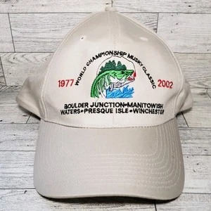 Cappello berretto pesca classico muschiato Wisconsin World Championship 2002 MUSKIE FISH marrone chiaro - Foto 1 di 7