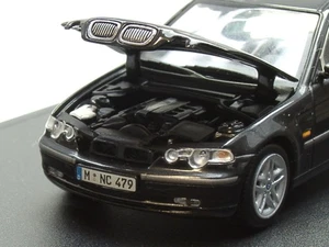 Minichamps BMW 325 ti , 3er Compact, schwarz - dealer Modell - 835 - 1:43 - Picture 1 of 7