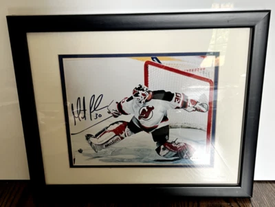 MARTIN BRODEUR Signed Devils 8 x 10 Photograph Framed #30 COA  - Image 1 of 2