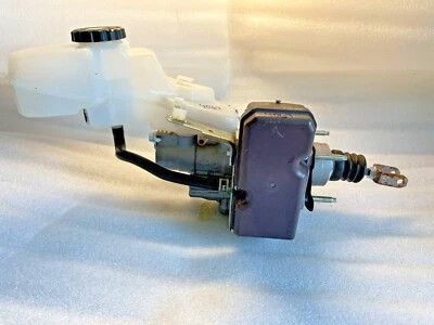 2018 Toyota Prius Actuator Brake Master Cylinder Pump 47210-47091 RESERVOIR OEM - Image 1 of 4