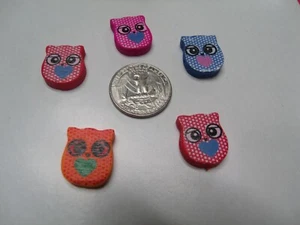 5 pcs HOOT OWL BUTTONS / BEADS, 3/4" TALL, HAIRBOW CENTERS, KIDS JEWELRY *G4* - Picture 1 of 4