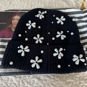 Brandneu mit Etikett und Tasche Lele Sadoughi Perlen Strickmütze Schneeflocke Beanie - Bild 1 von 6