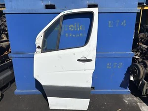 Mercedes Sprinter Left Front Door Shell NCV3 10/2006-04/2018 - Picture 1 of 7
