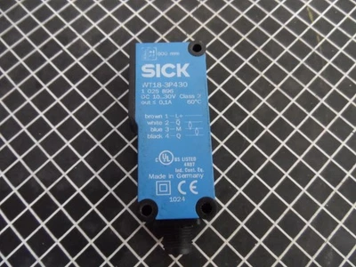 Sick Photoelectric Sensor WT18-3P430  (26480) - Image 1 of 4
