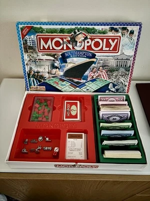 Monopoly Southampton Edition Board Game - Complete - Image 1 of 3