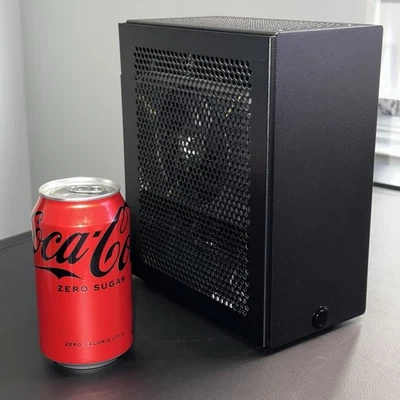 Velka 3 Mini Gaming PC Ryzen 5 9600X RTX 5060 32GB DDR5 2TB NVMe SFF Build - Image 1 of 4