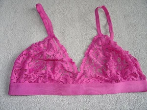 George Size M Pink Lacey Bralette - Picture 1 of 3