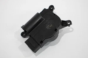 VW Transporter T5 Climate Flap Position Motor 7L0907511AD - Picture 1 of 7