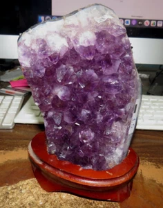 LARGE AMETHYST  CRYSTAL CLUSTER CATHEDRAL GEODE FROM BRAZIL - Picture 1 of 6