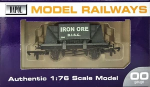 Dapol B593 Hopper Wagon 398 in B.I.S.C. Iron Ore Grey Livery - Picture 1 of 2