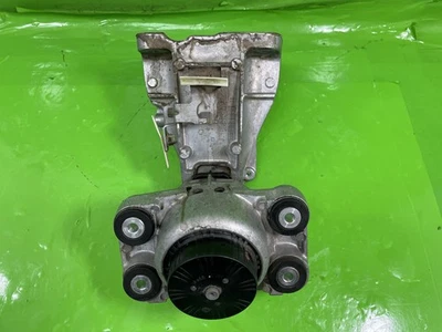 LAND ROVER DEFENDER L663 ENGINE MOUNT MOUNTING DRIVER RIGHT 3.0 DIESEL 2020-2025 - Image 1 of 4