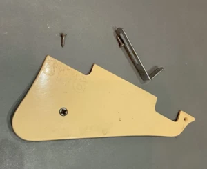 1974 Gibson Les Paul Deluxe Pickguard - Picture 1 of 5