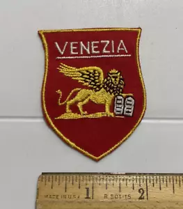 Venezia Venezia Italia Leone Alato di Venezia Souvenir Rosso Ricamato Patch Distintivo - Foto 1 di 3