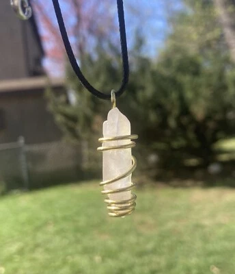 Handmade Angel Aura Rainbow Bismuth Titanium Silicon Quartz Crystal Gold Wire - Image 1 of 3