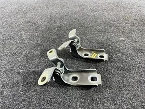 CADILLAC ATS 2.5L 2013-2019 OEM FRONT RIGHT UPPER LOWER DOOR HINGES HINGE 24K - Picture 1 of 3