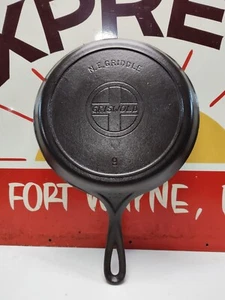 "Komplett restauriert" GRISWOLD #9 GUSSEISEN NE Grillplatte #706 gewürzt flach - Bild 1 von 7