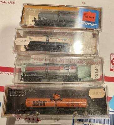 4 Tank Chemical Cars N-Scale #A25 C-7 US Seller - Image 1 of 4