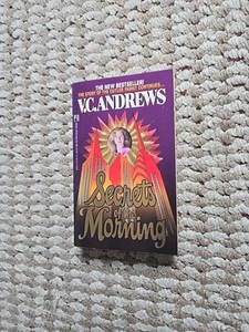 Secrets of the Morning V.C. Andrews Paperback Book Cutler Family Bestseller - Foto 1 di 2