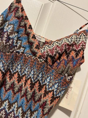 VIVACE SEXY PLUNGE V NECK SUMMER WORK PARTY STRETCH ZIGZAG FABRIC SPAGHETTI-TOP - Image 1 of 4