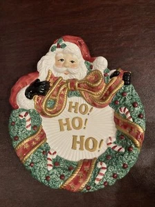 Decoración de pared plato de cáñamo corona de Navidad Fitz & Floyd Essentials Santa Ho Ho Ho - Imagen 1 de 7
