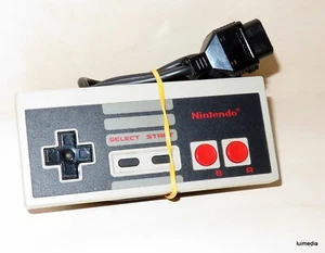 NES Controller für Nintendo Entertainment System volle Funktion NES-004E (2) - Bild 1 von 5