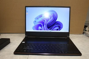 Asus ROG Zephyrus GX531GW-AS76 512GB SSD 16GB Ram Nvidia Geforce RTX2070 con Max-Q - Imagen 1 de 12